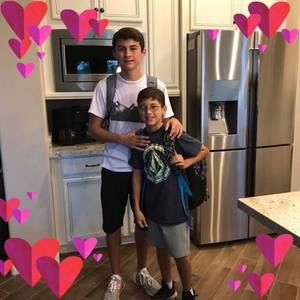 Meet your Posher, Alicia